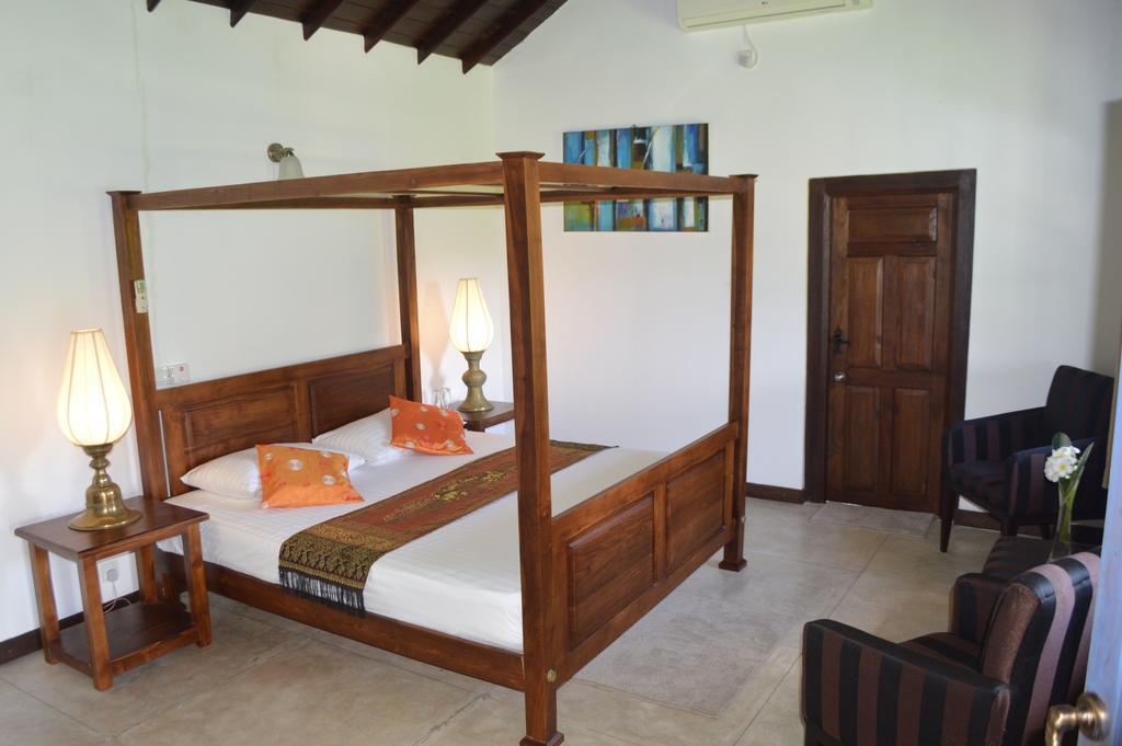 Villa Tee Four Digana Phòng bức ảnh