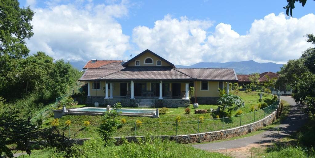 Villa Tee Four Digana Phòng bức ảnh